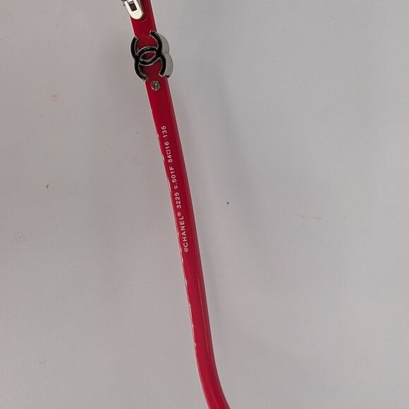 CHANEL Black and Red Glasses with Elegant Design - Picture 5 of 5